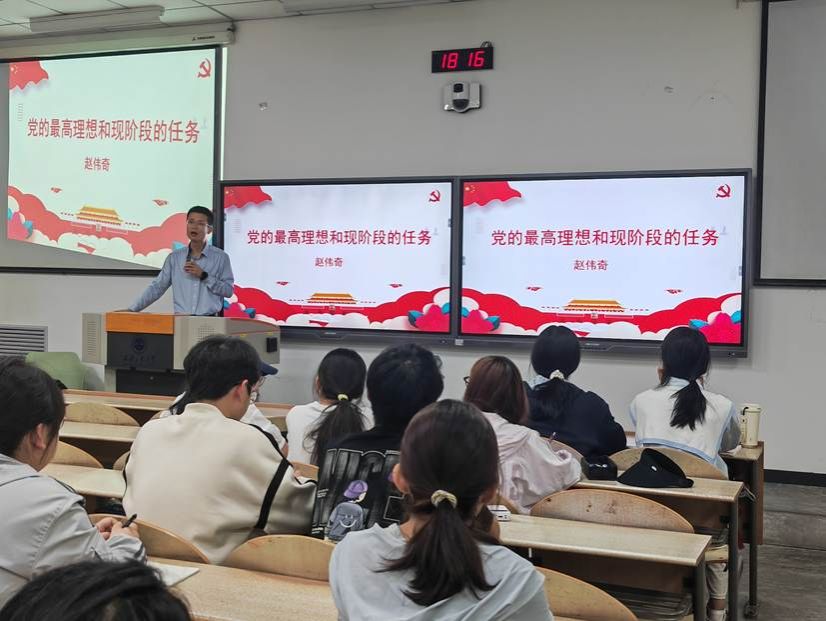 cbbc3e1100d68d3fb956b5dbdbbab96